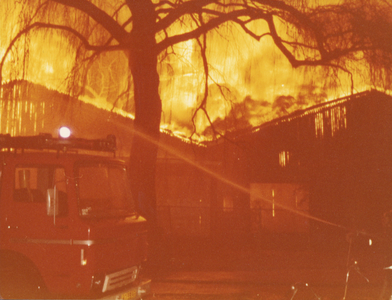 606179 Afbeelding van de brand in de concertzaal Tivoli (Lepelenburg) te Utrecht.